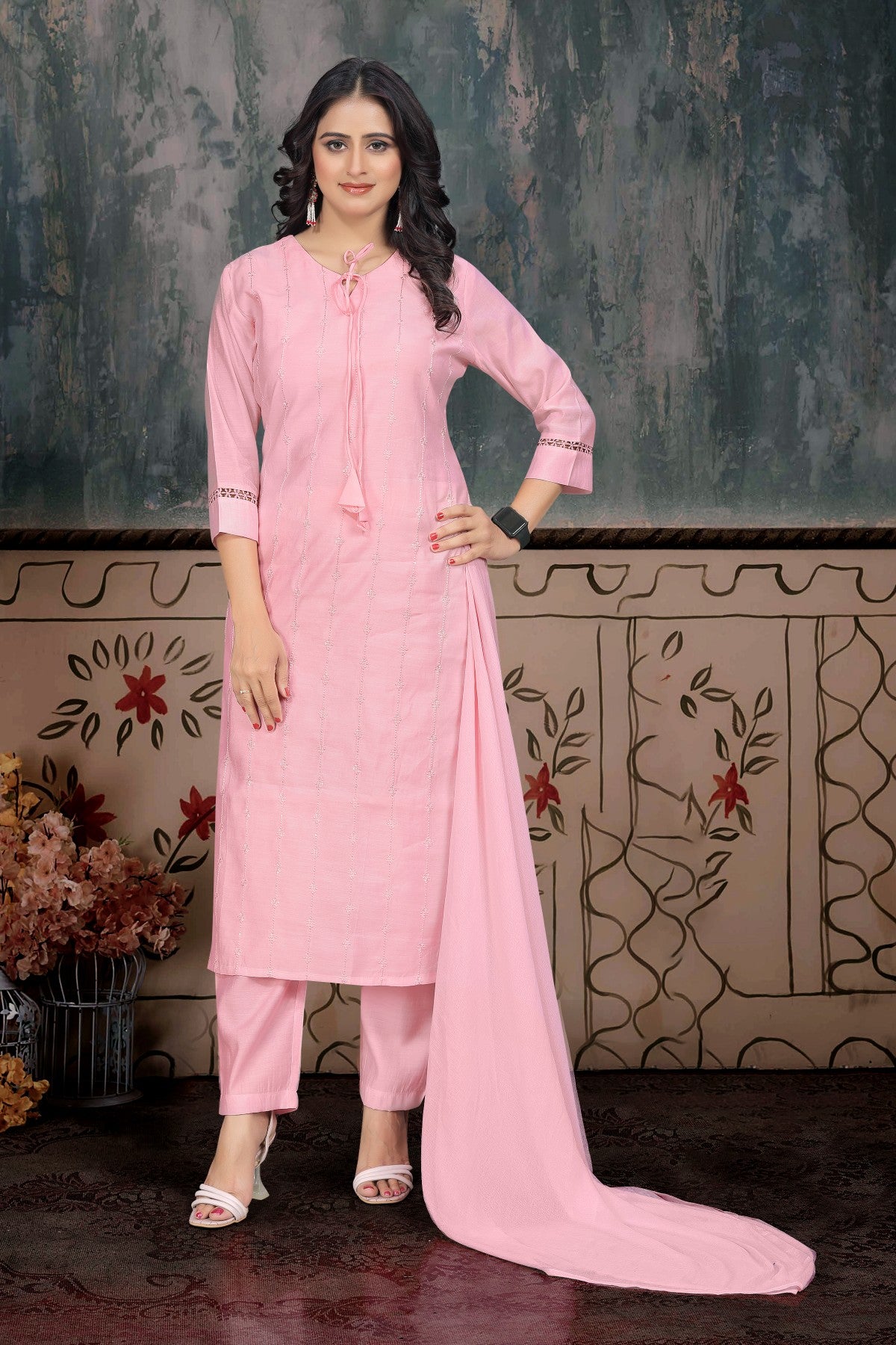 Baby Pink Cotton Blend Kurta Set with Tie-Up Neck & Solid Dupatta