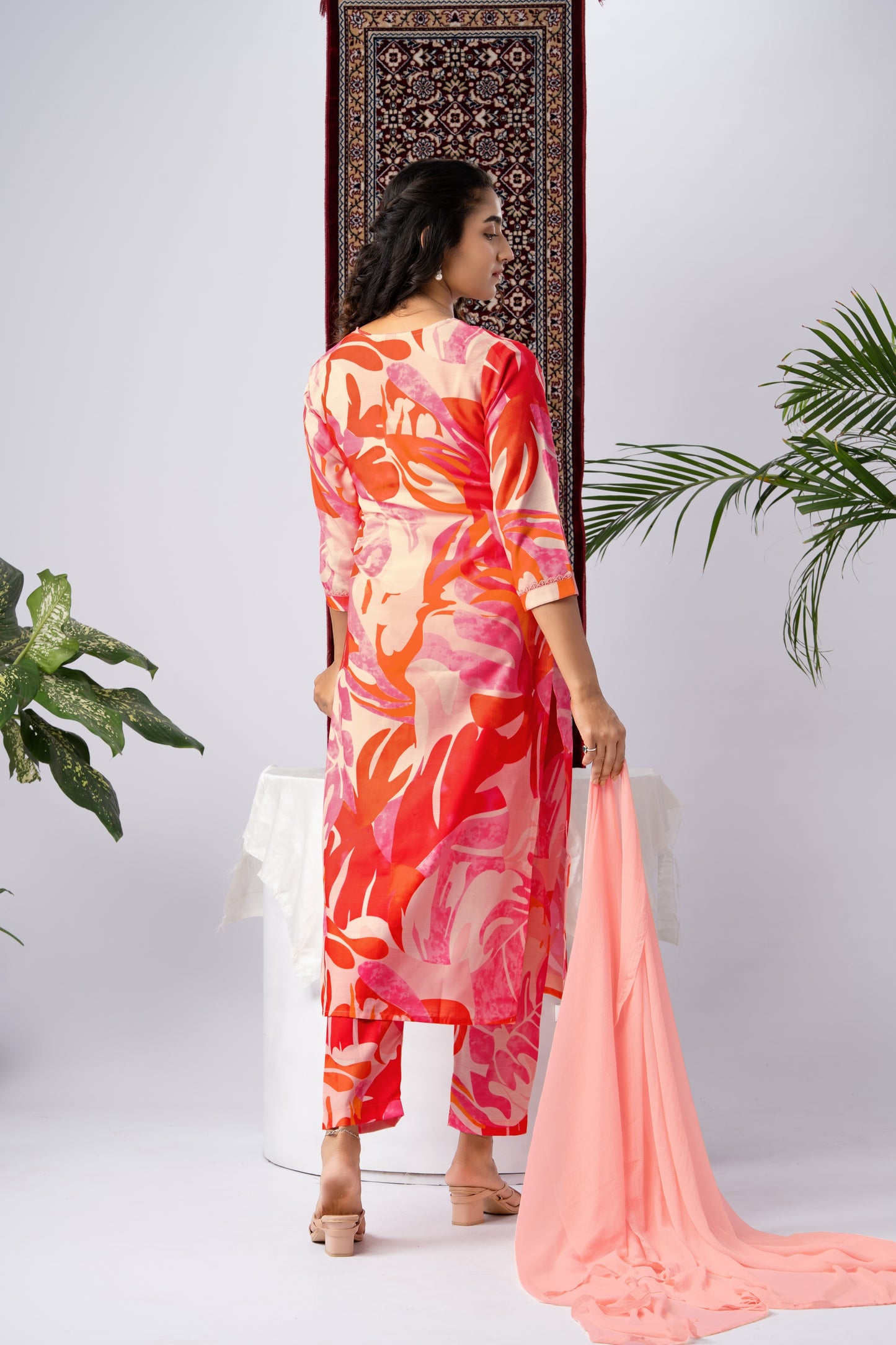 Peach Abstract Leaf Print Cotton Blend Kurta Set with Solid Dupatta