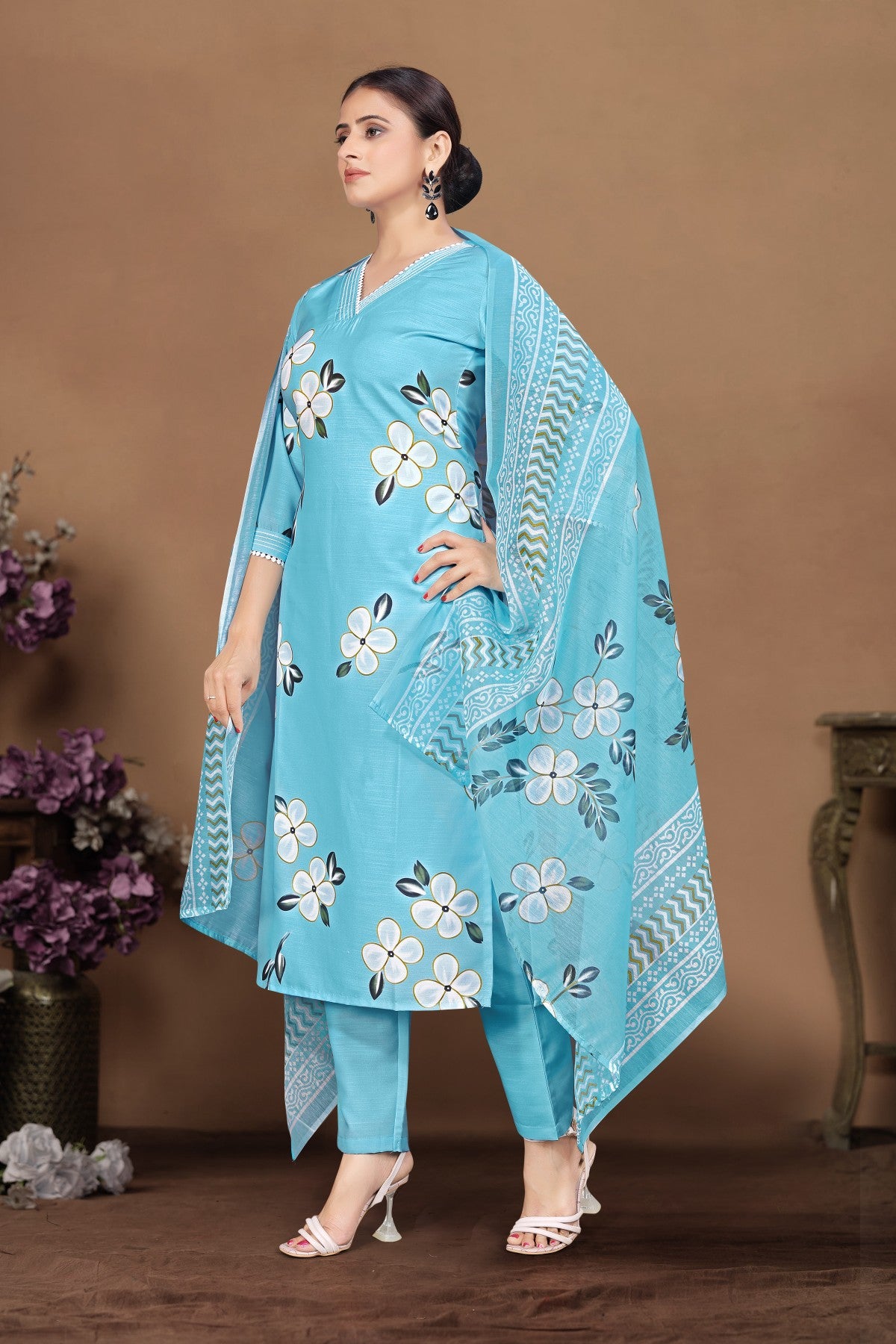 Sky Blue Floral Printed Cotton Blend Kurta Set with Printed Silk Chiffon Dupatta