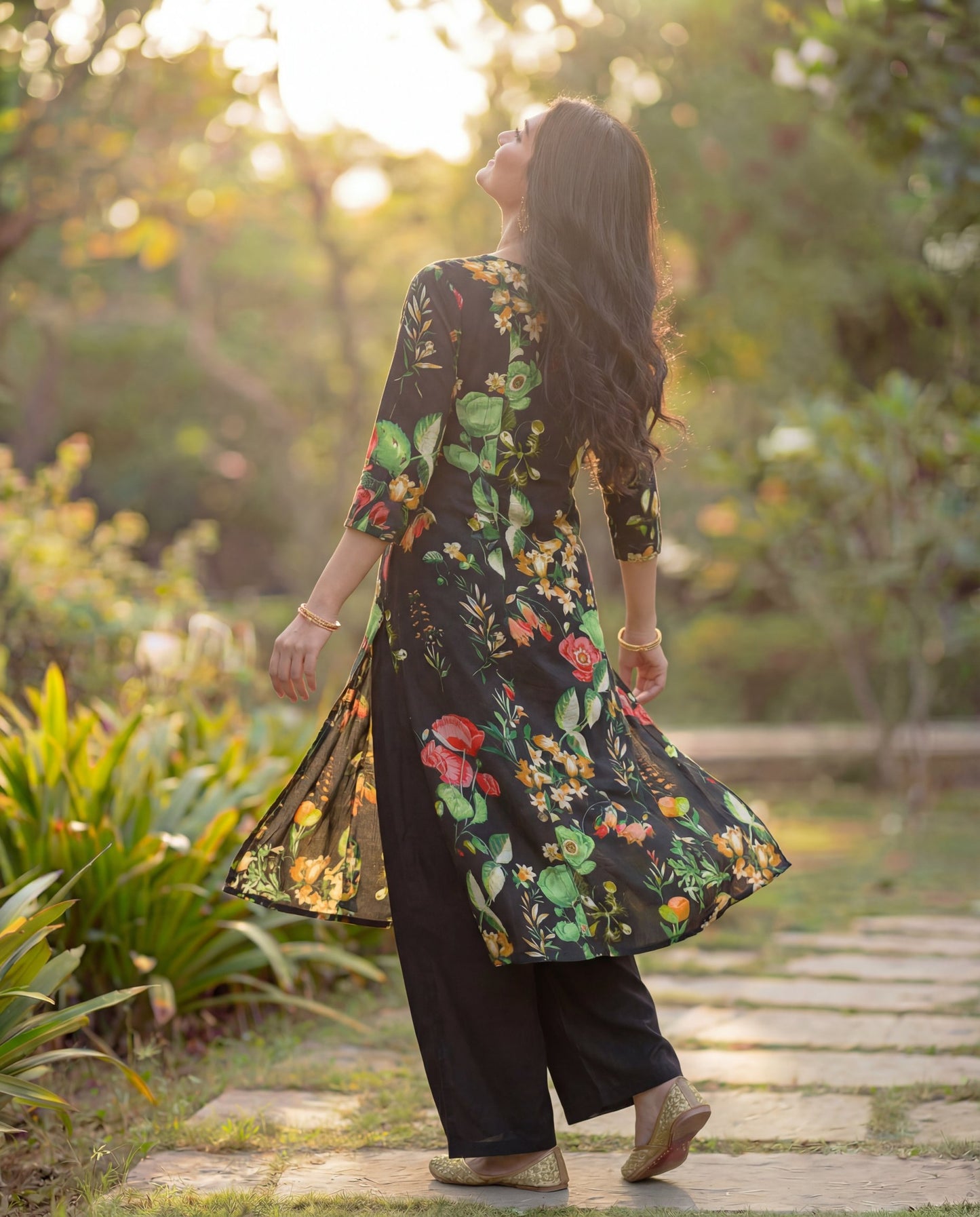 Black Viscose Rayon Kurta Set with Multicolor Floral Print & Straight Fit