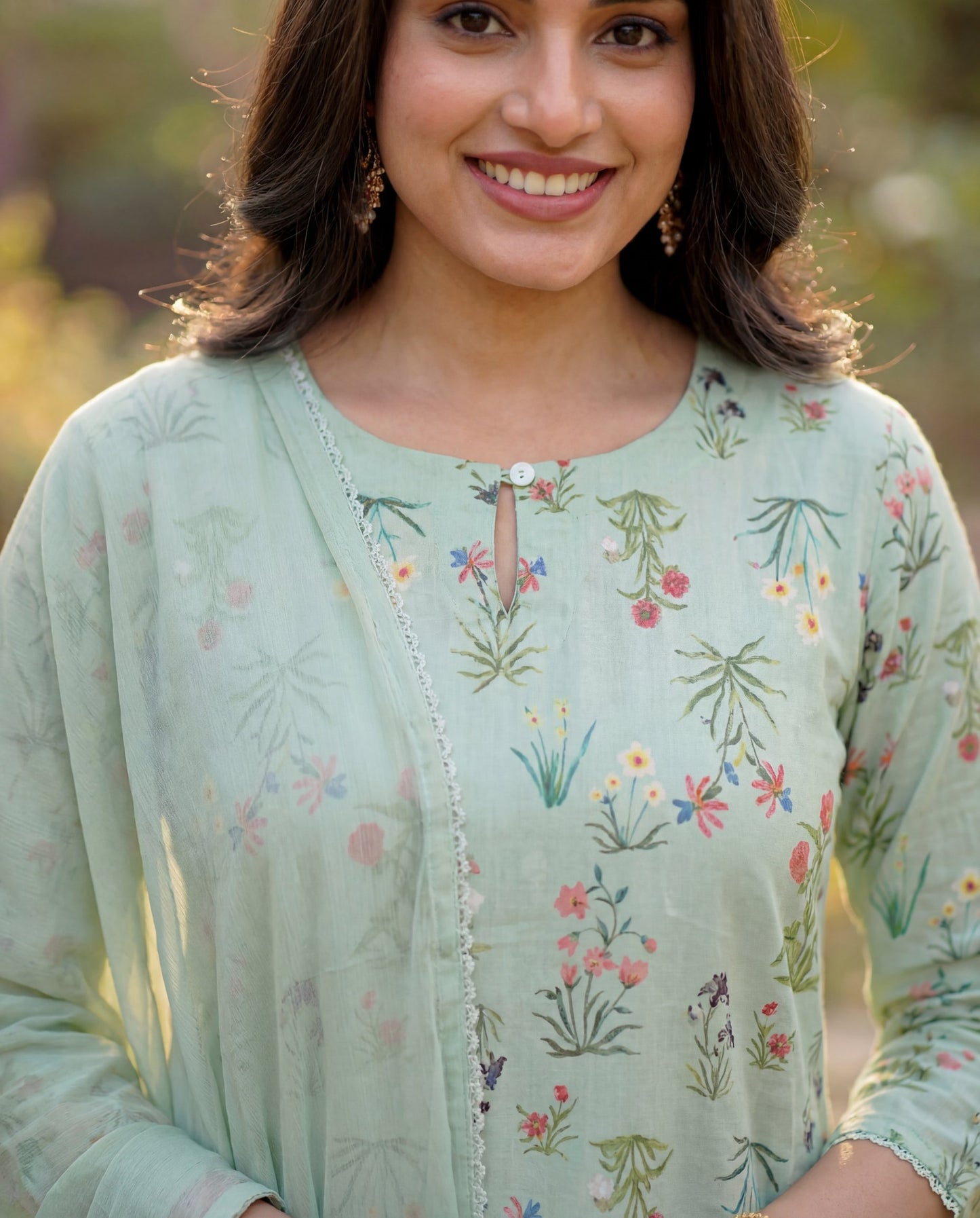 Mint Green Viscose Rayon Kurta Set with Floral Print & Keyhole Neck