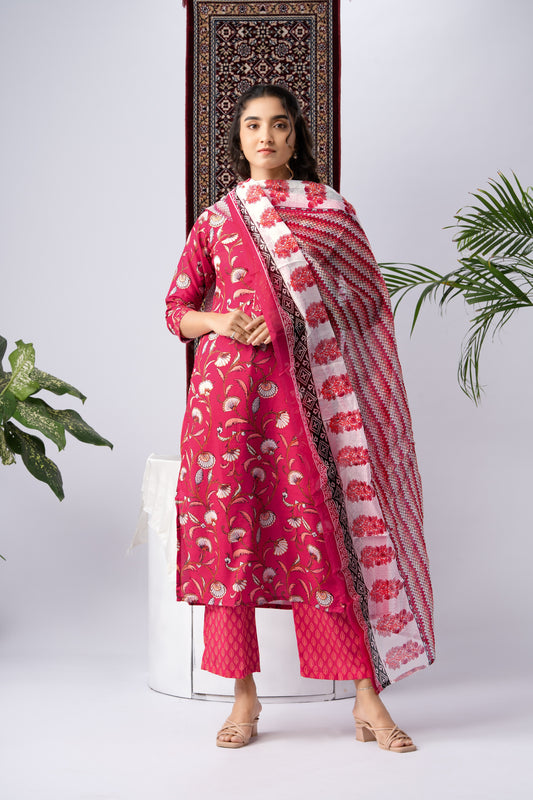 Red Cotton Blend Kurta Set with Floral Paisley Print & Chiffon Dupatta